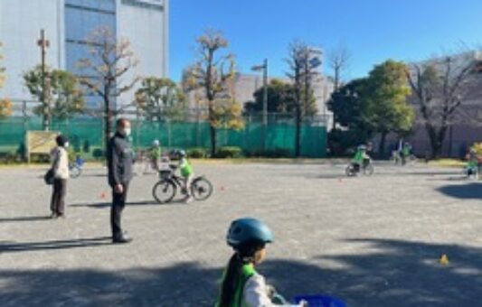 親子で学ぶ「はじめての自転車教室」—安全な乗り方を楽しく習得！
